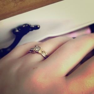 10K gold size 6.5 diamond ring